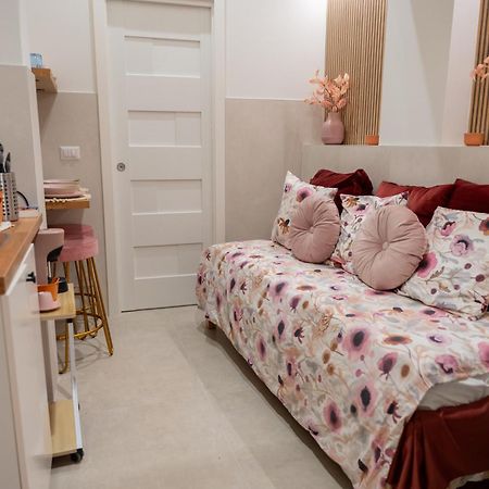 Palazzo Nicolaus Del Lungomare Bed & Breakfast Bari Dış mekan fotoğraf